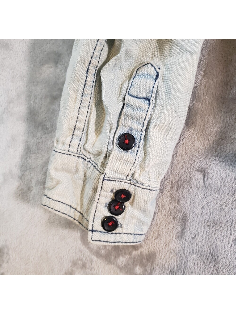 Free People XS Blue Denim Western Paisley Button-Up Shirt Pockets - Picture 8 of 9